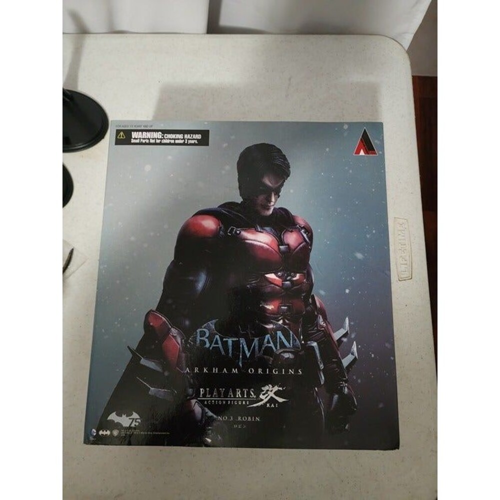 Play Arts Kai Batman Arkham Origins Robin #3